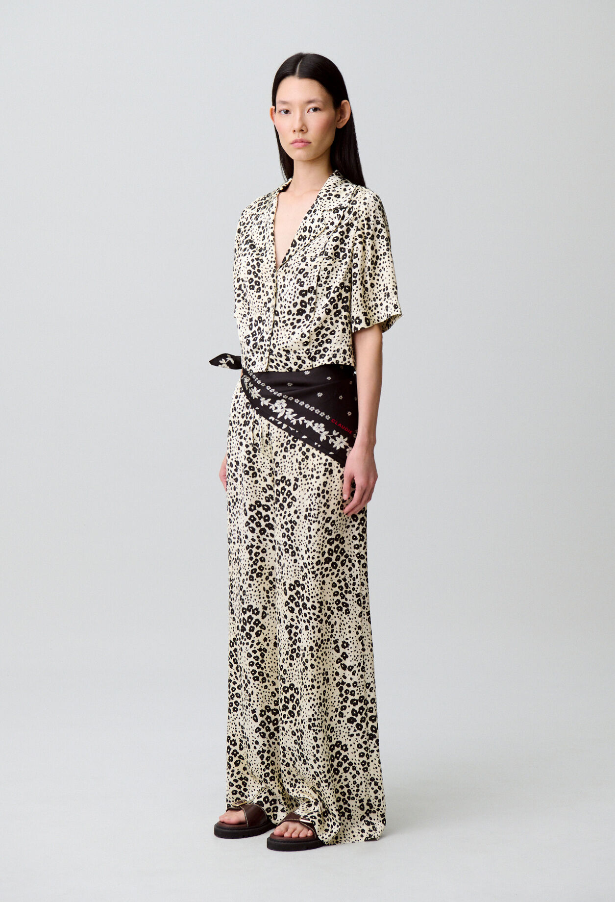 Satinhemd mit Animalprint