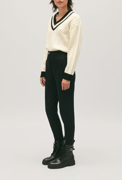 Hose mit hoher Taille