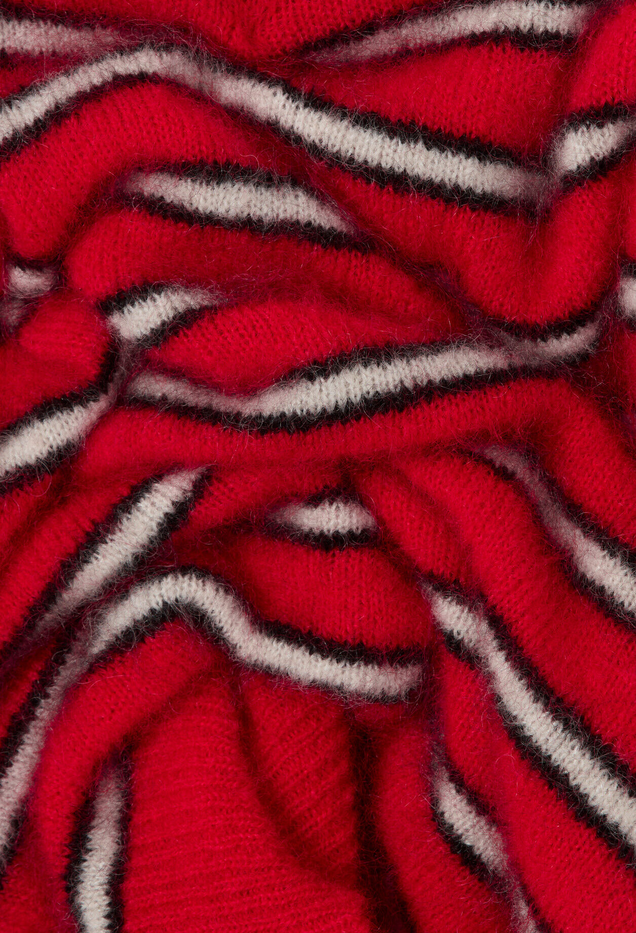 Pull mit breiten Streifen