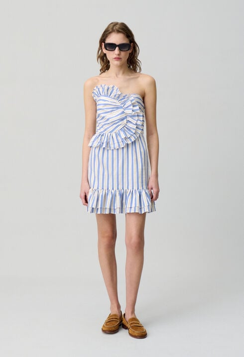 Kurzes Kleid mit Rüschen