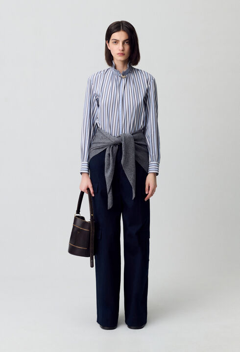 Gestreifte Bluse mit Kragen