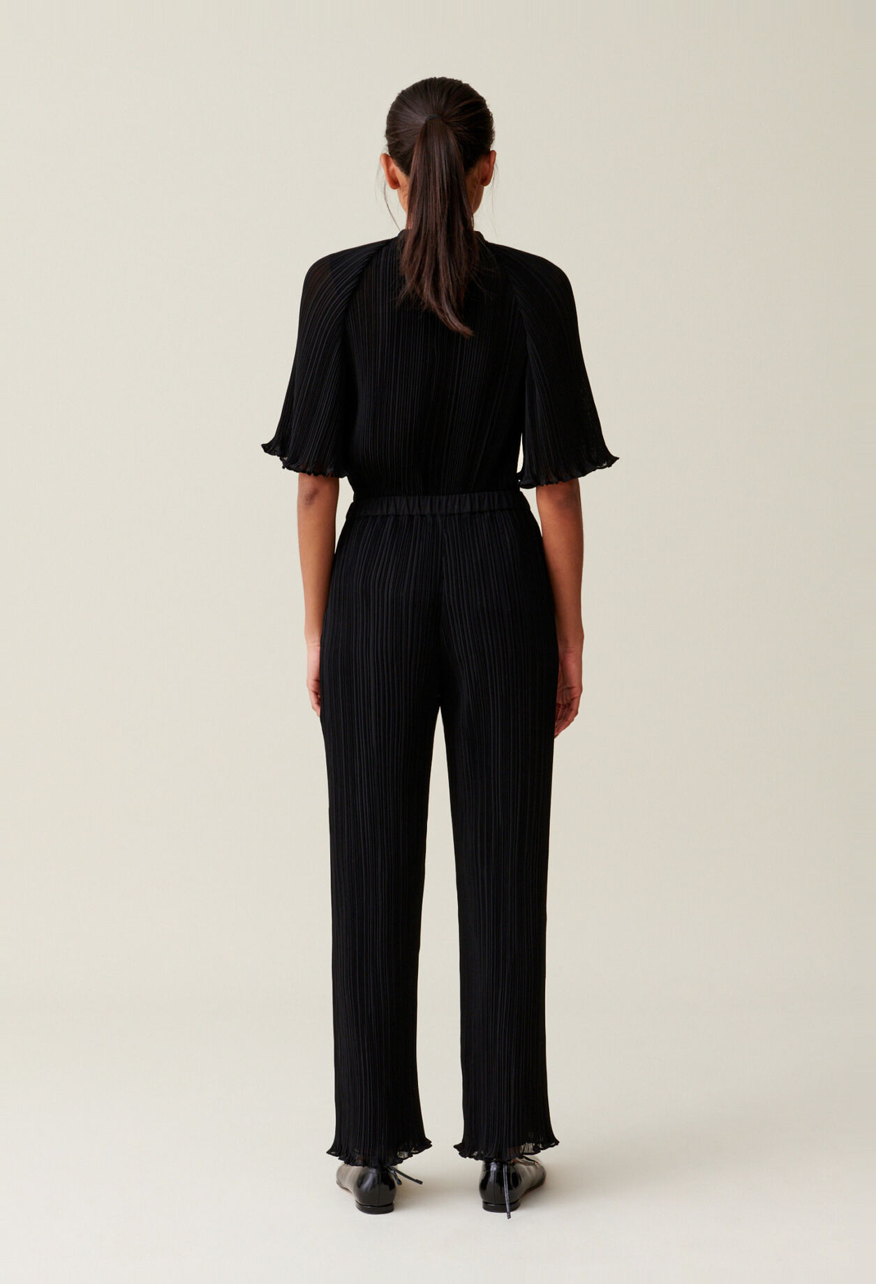 Plissierte Hose mit Volant