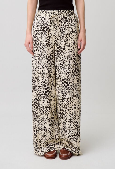 Satinhose mit Animal-Print