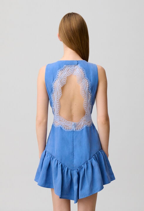 Flie&szlig;endes kurzes Spitzenkleid