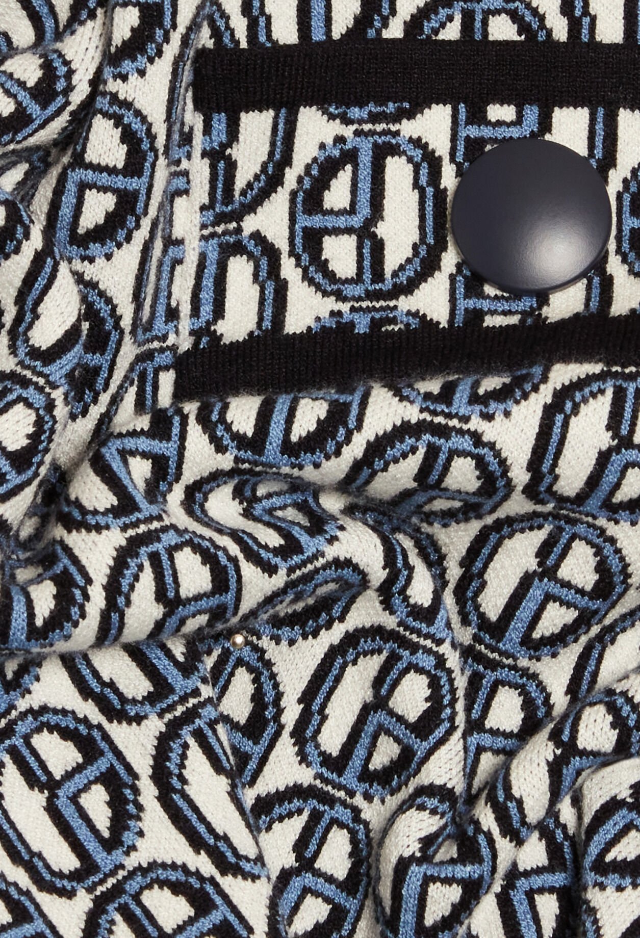 Kurzer Strickrock mit CP-Monogramm