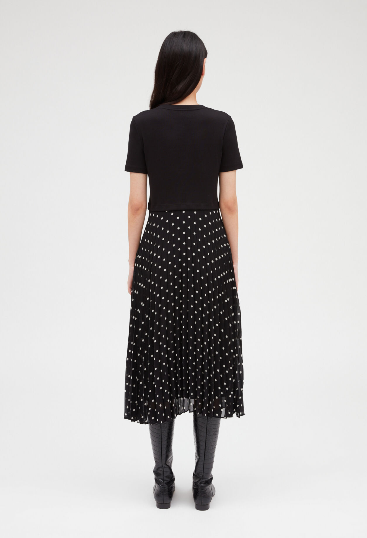 Mittellanges Kleid in Pünktchenmuster