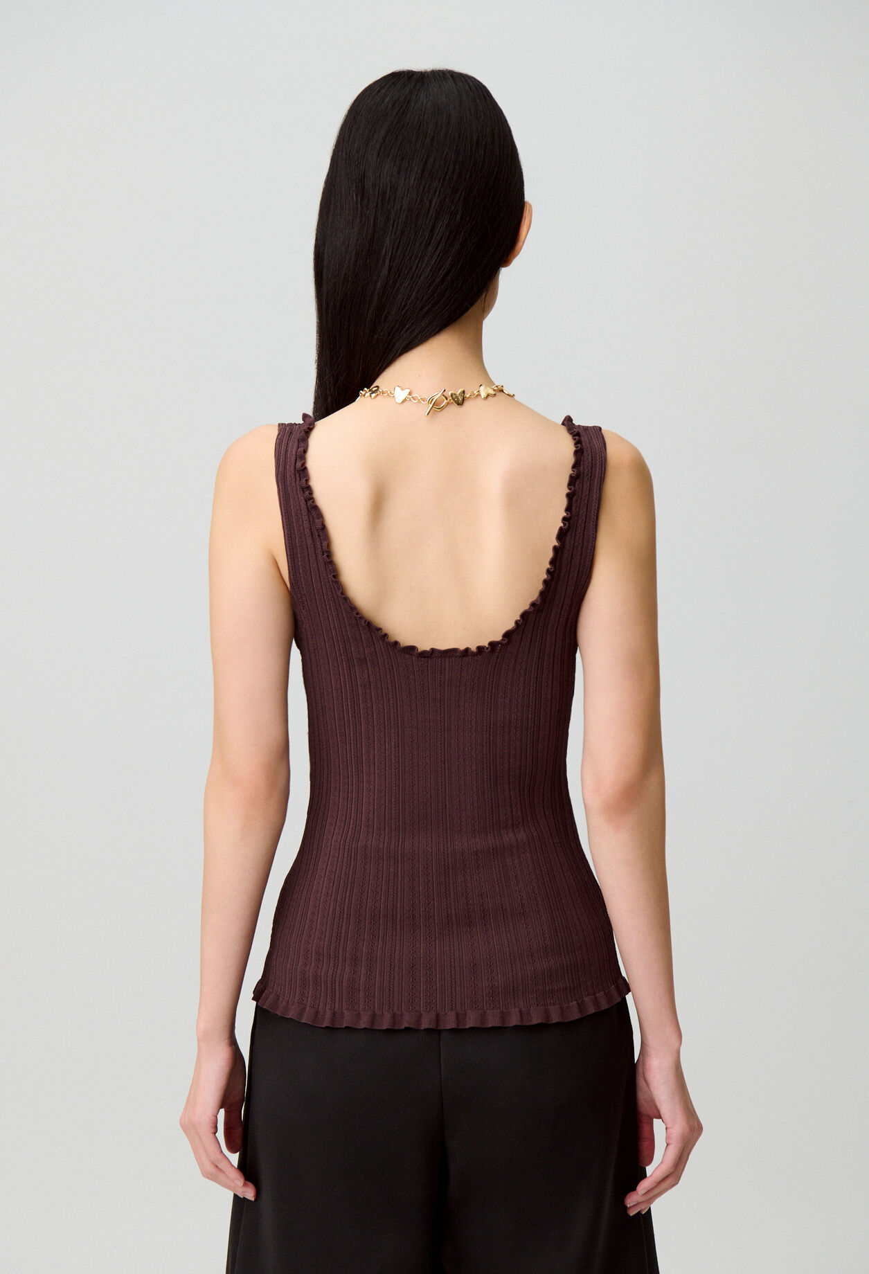 Pointelle-Stricktop mit Volant