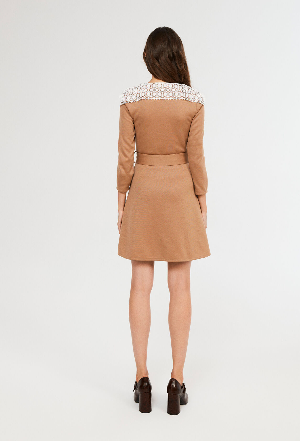 Kurzes Kleid