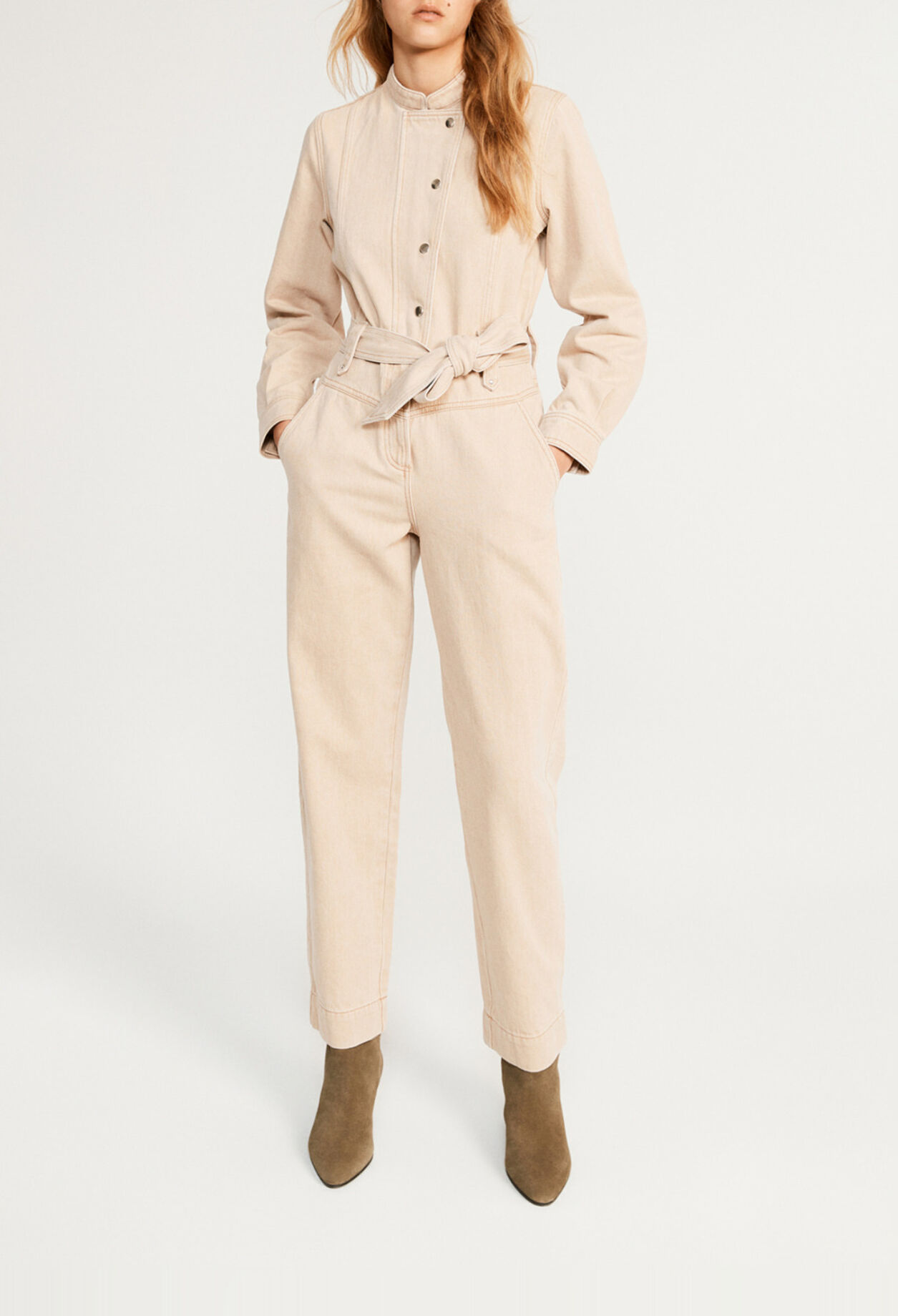 Jumpsuit mit ausgestelltem Schnitt
