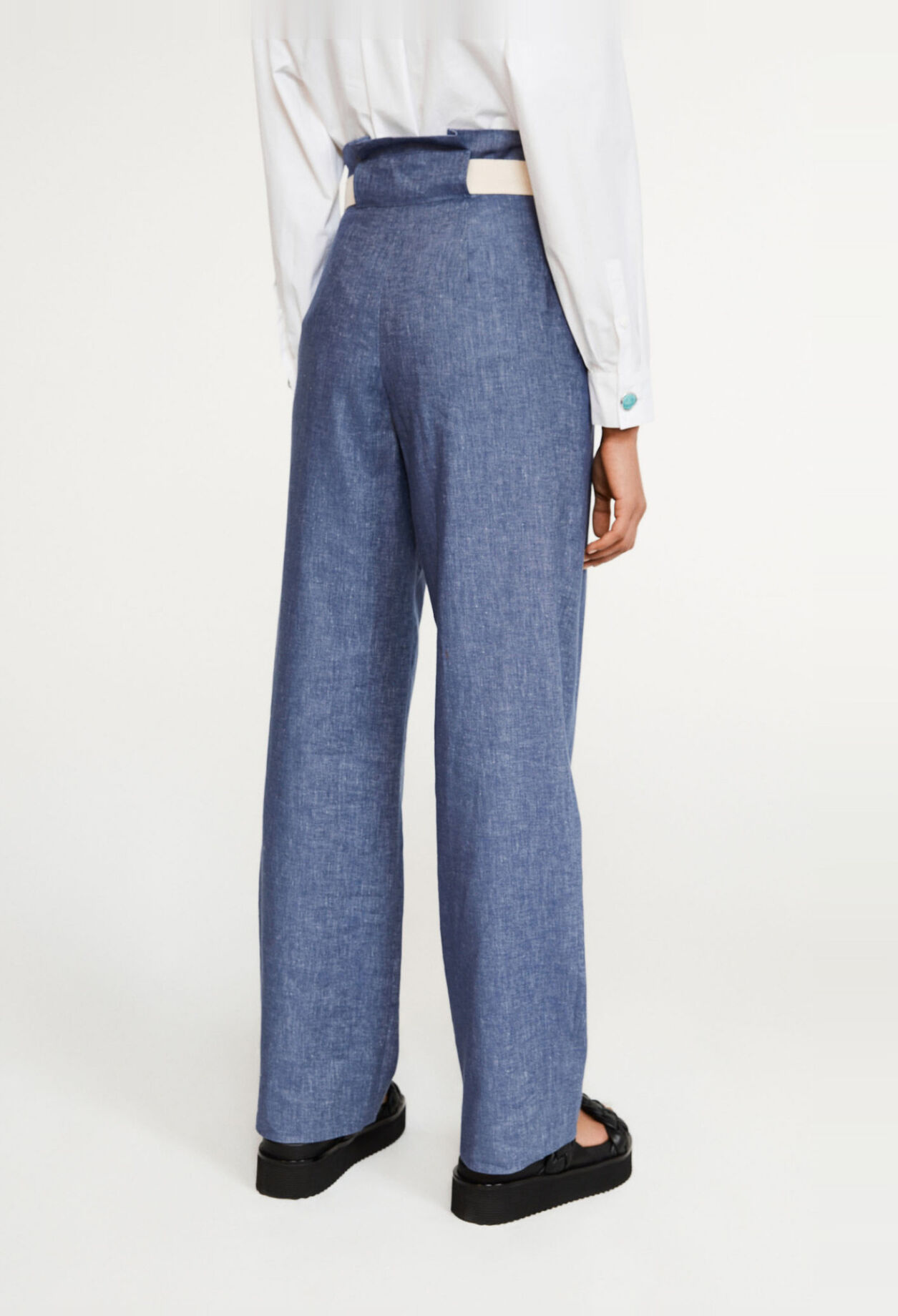 Paperbag-Hose mit hoher Taille