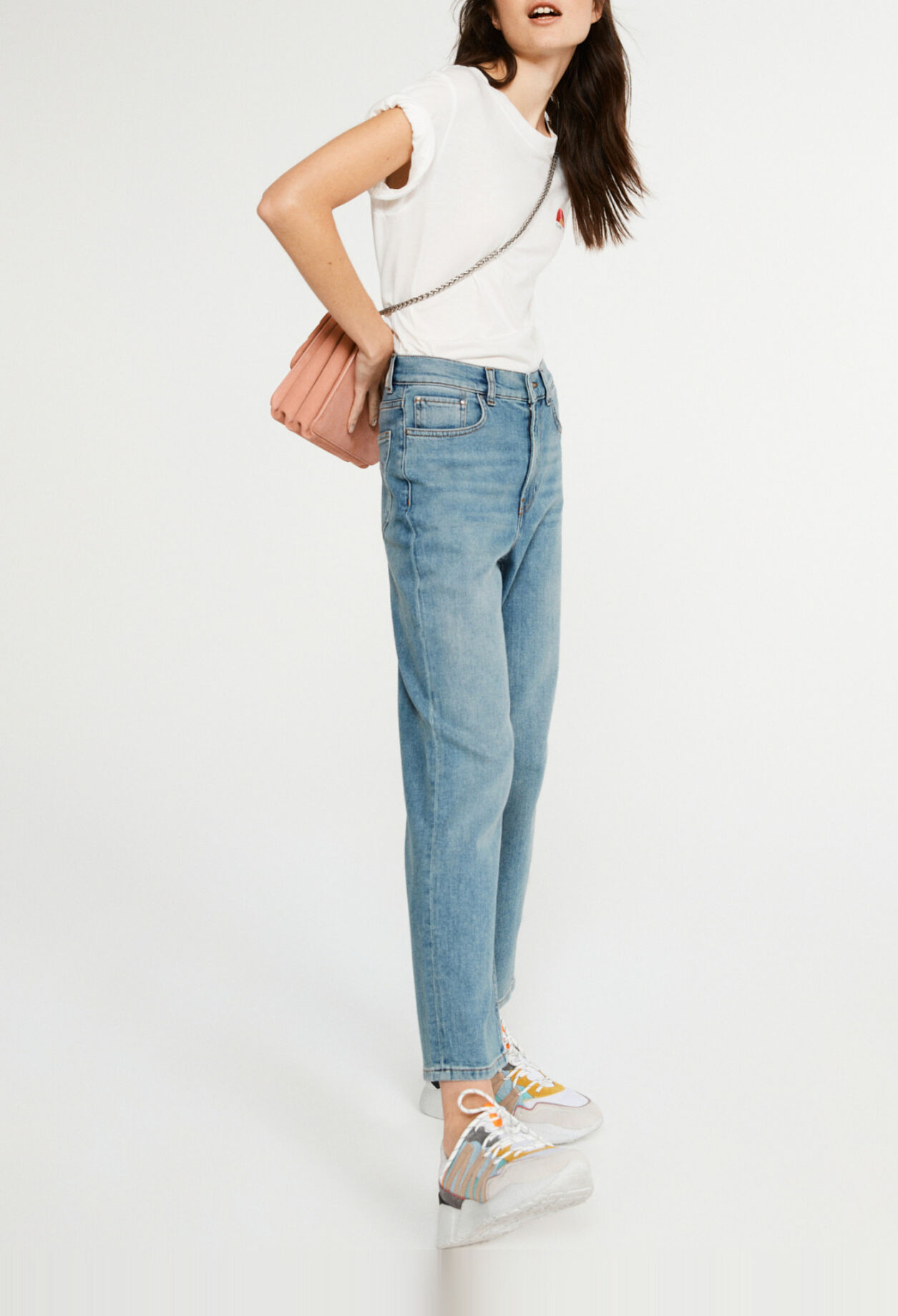 Verwaschene Blue-Jeans in Bio-Baumwolle