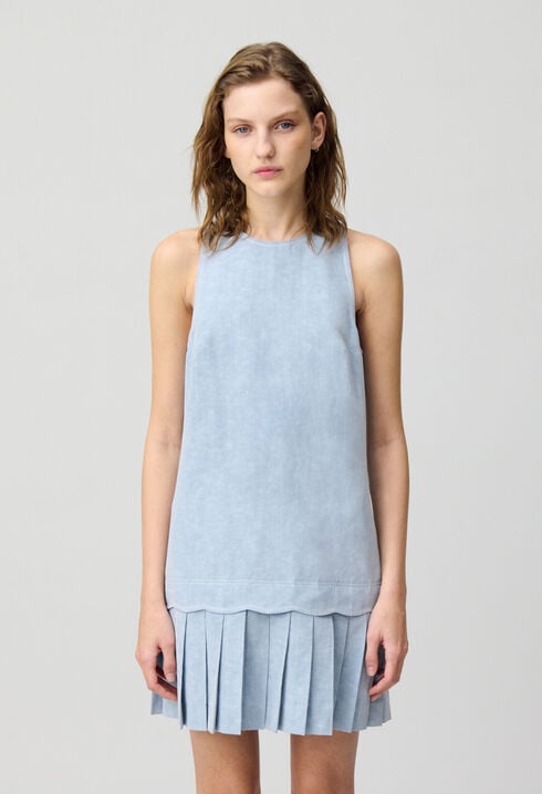 Ärmelloses kurzes Kleid