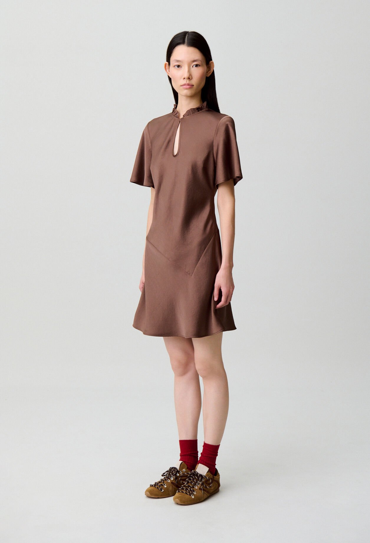 Kurzes Fließendes Kleid