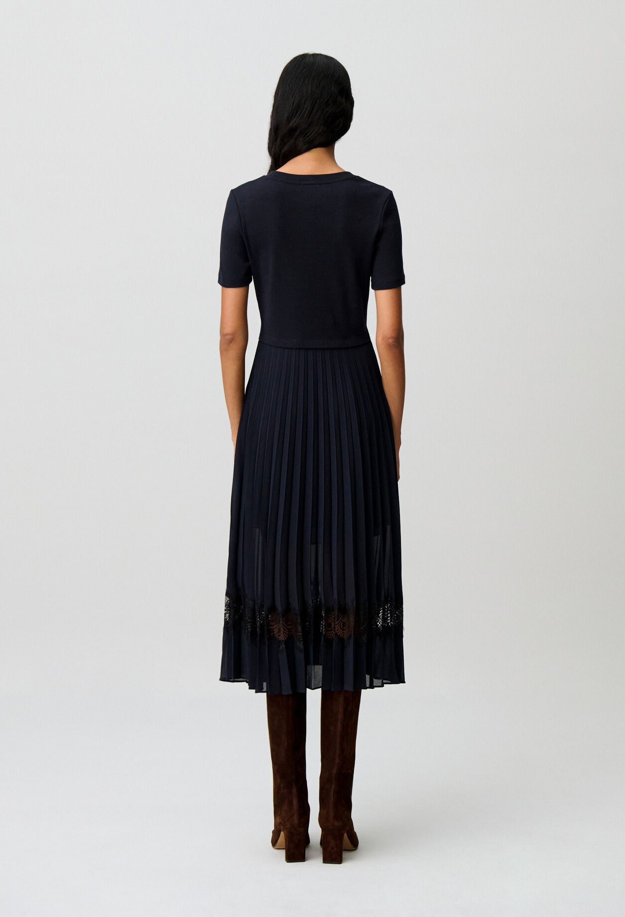 Zweifarbige Kleid in Schwarz und Marine