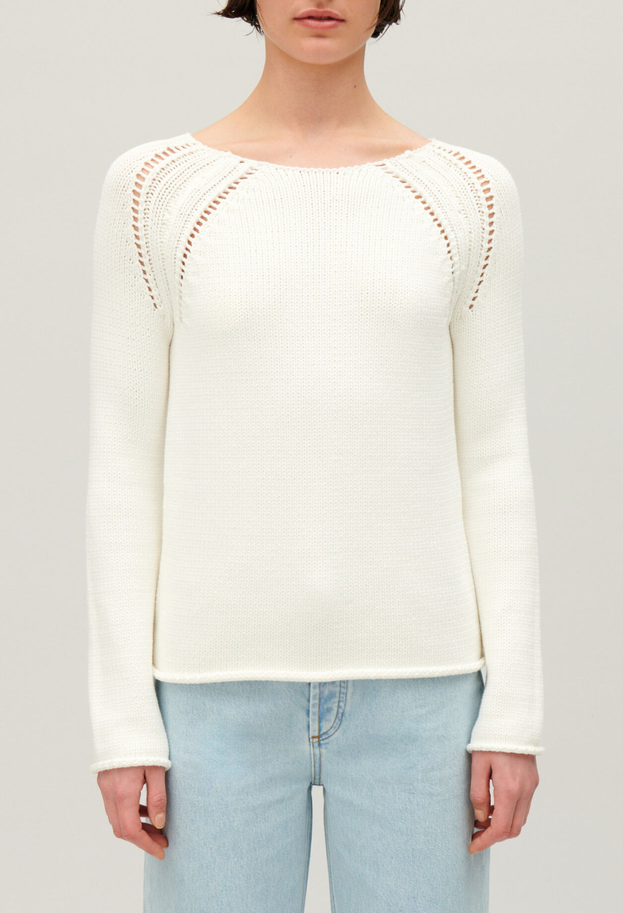 Strickpullover mit Stickereien Ecru