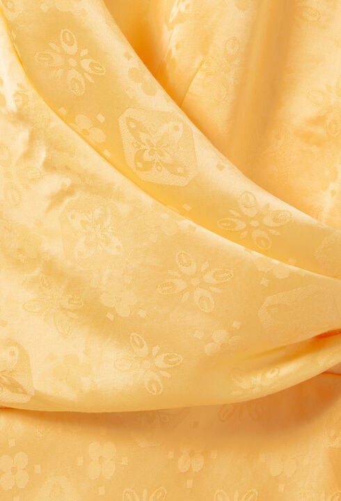 Fließendes Maxikleid