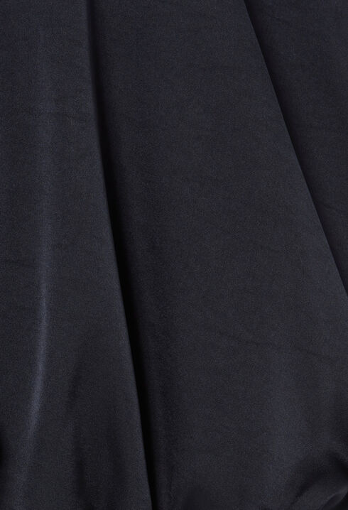 R&uuml;ckenfreies Satin-Top
