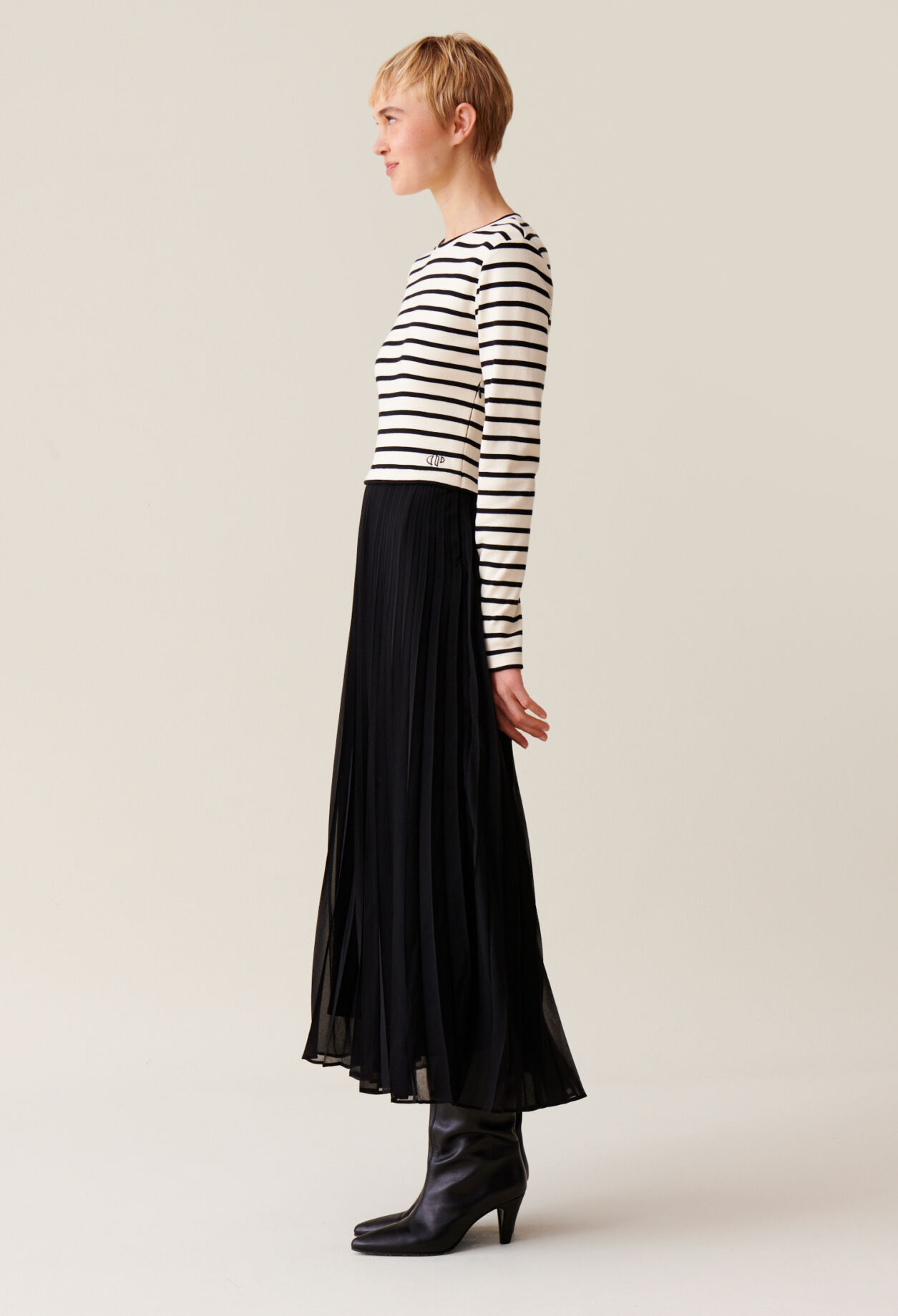 Gestreiftes Twist-Kleid