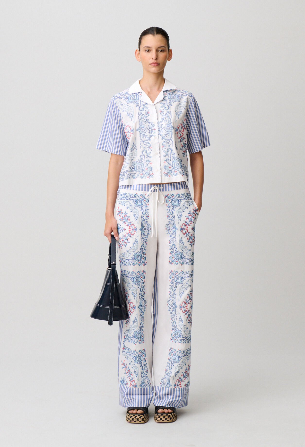 Gestreiftes Baumwollhemd