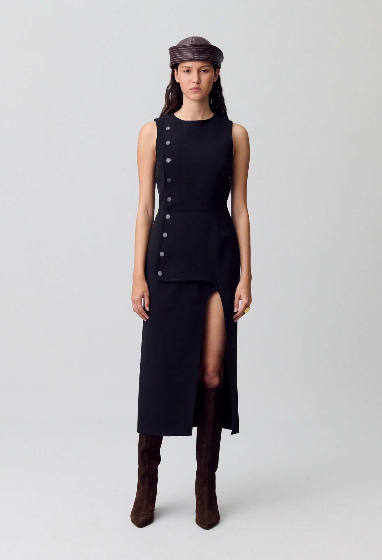 Langes schwarzes Kleid