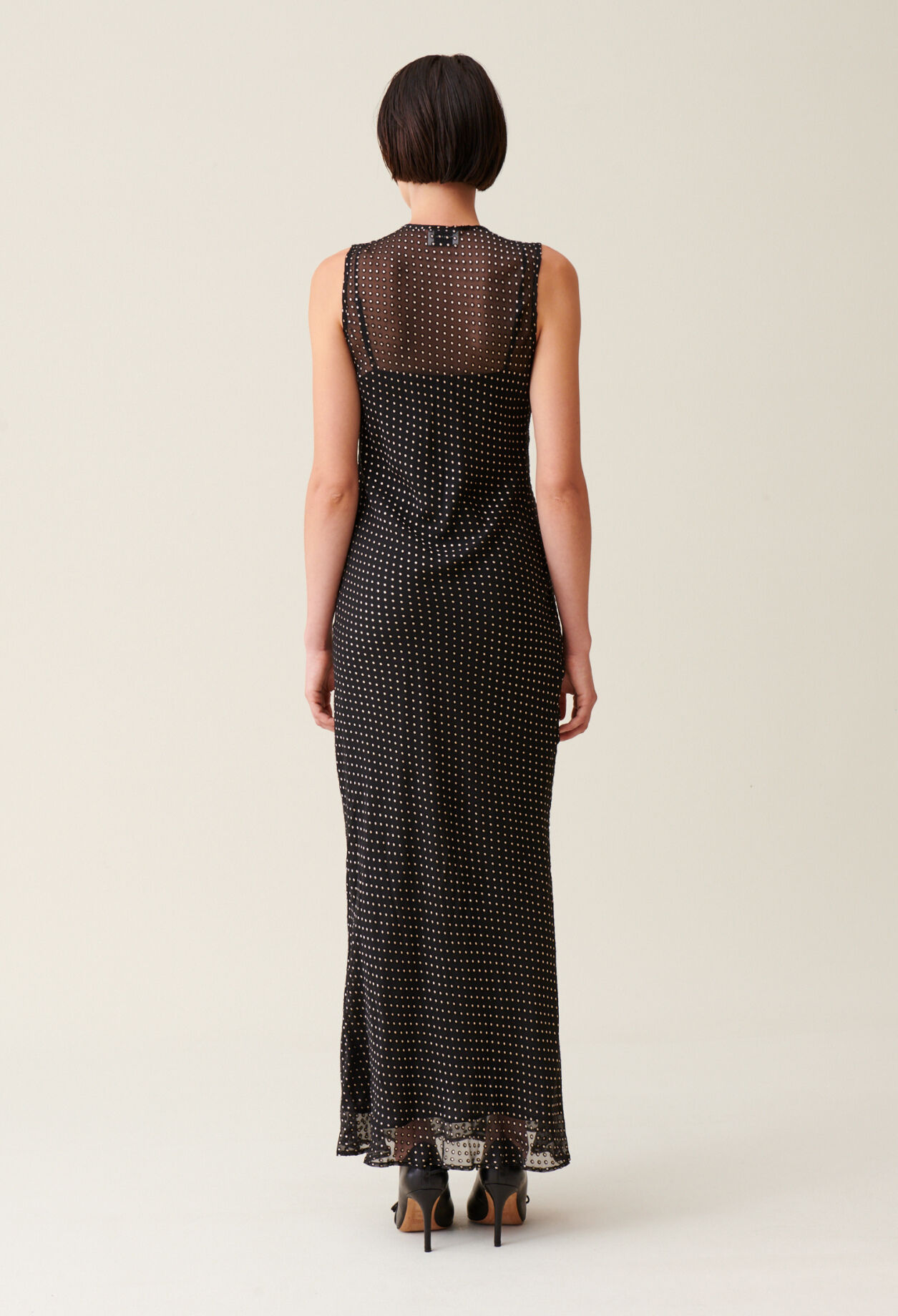 Langes transparentes Kleid Punkten