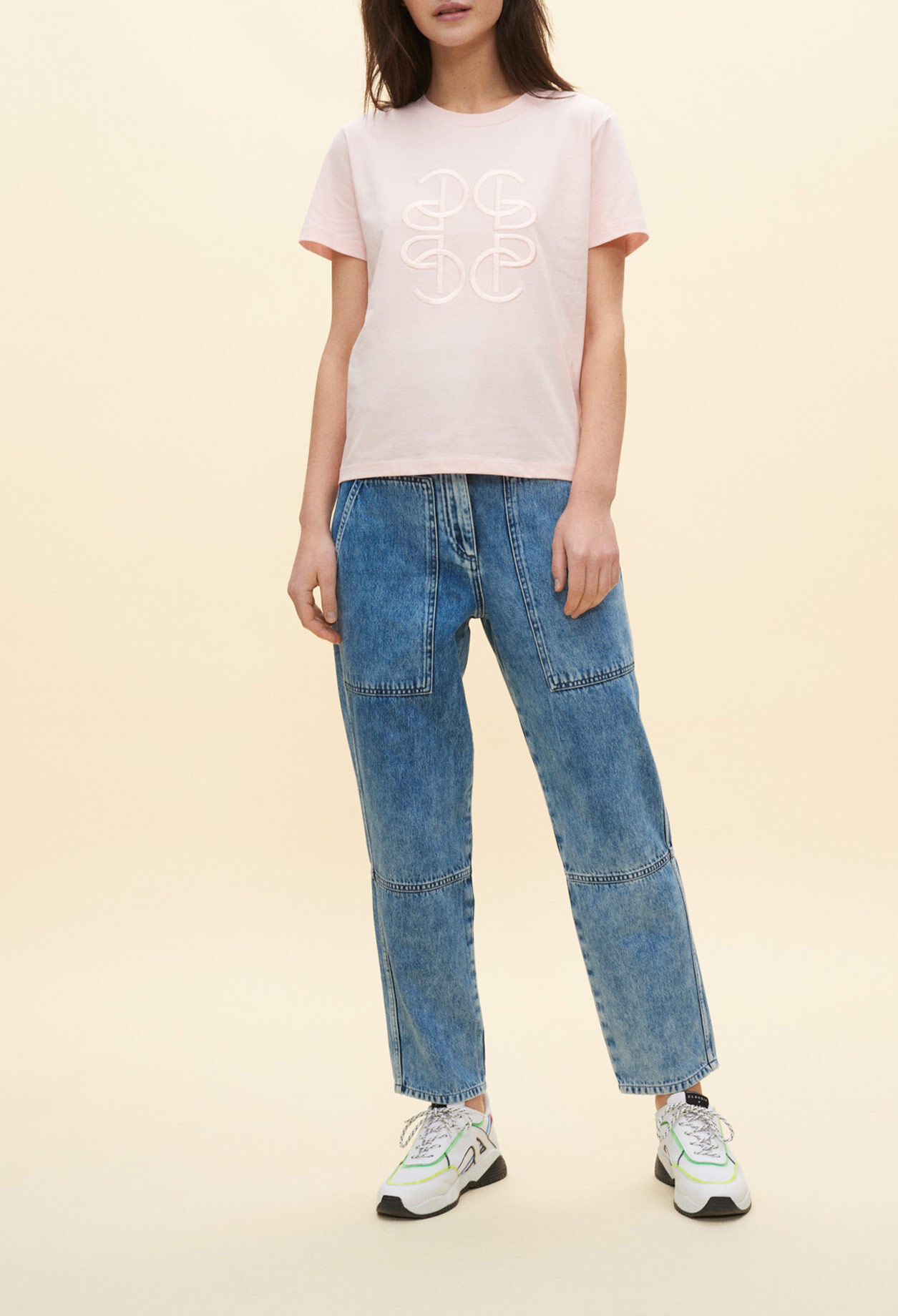 T-Shirt mit Stickerei