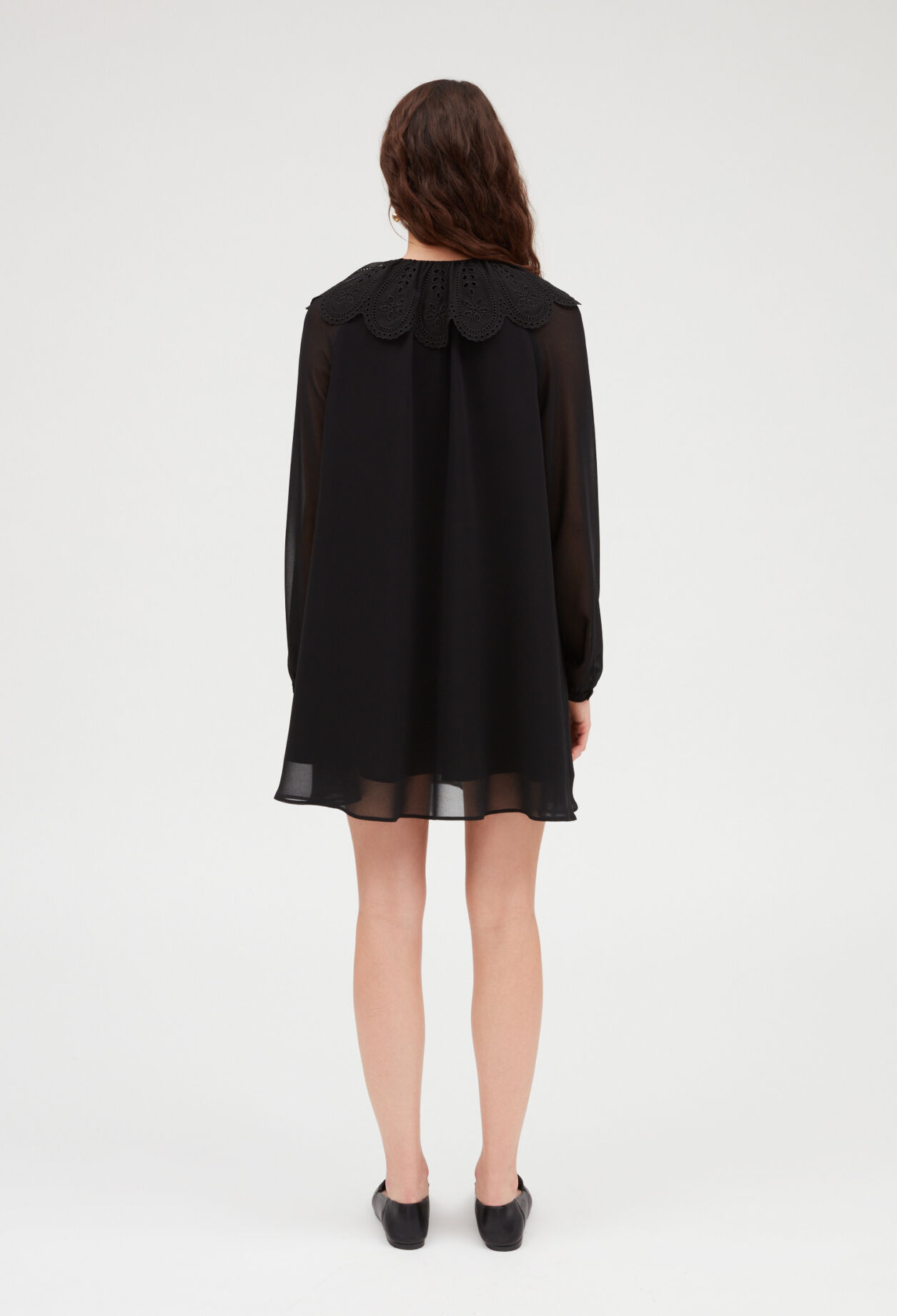 Kurzes Kleid Rifi breite Kragen
