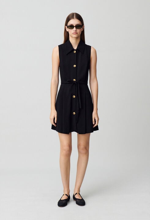 Ärmelloses kurzes Kleid