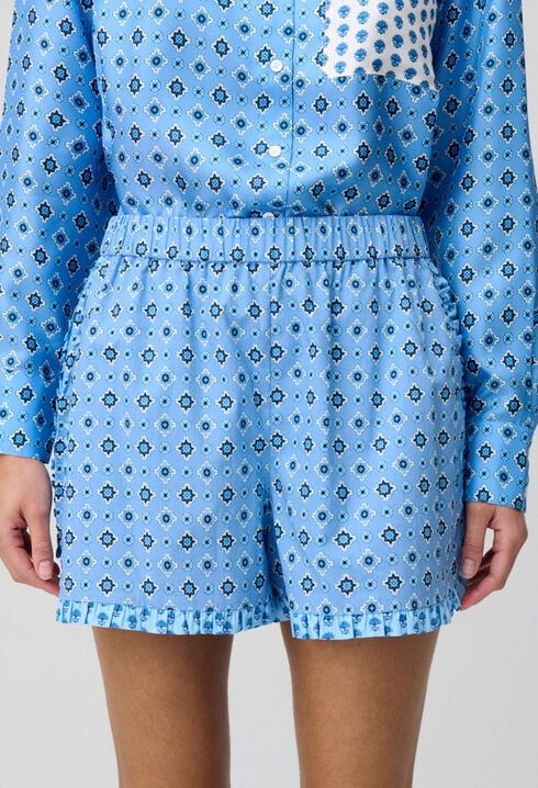 Kurze fließende gemusterte Shorts