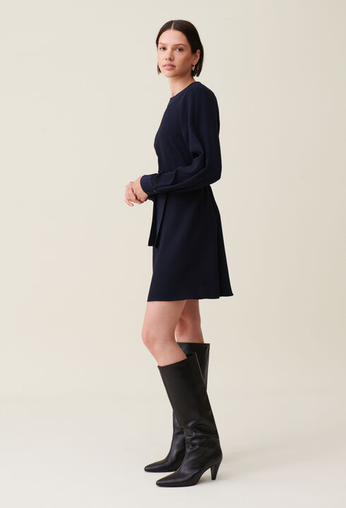 Gürtelloses Marine-Babydoll-Kleid
