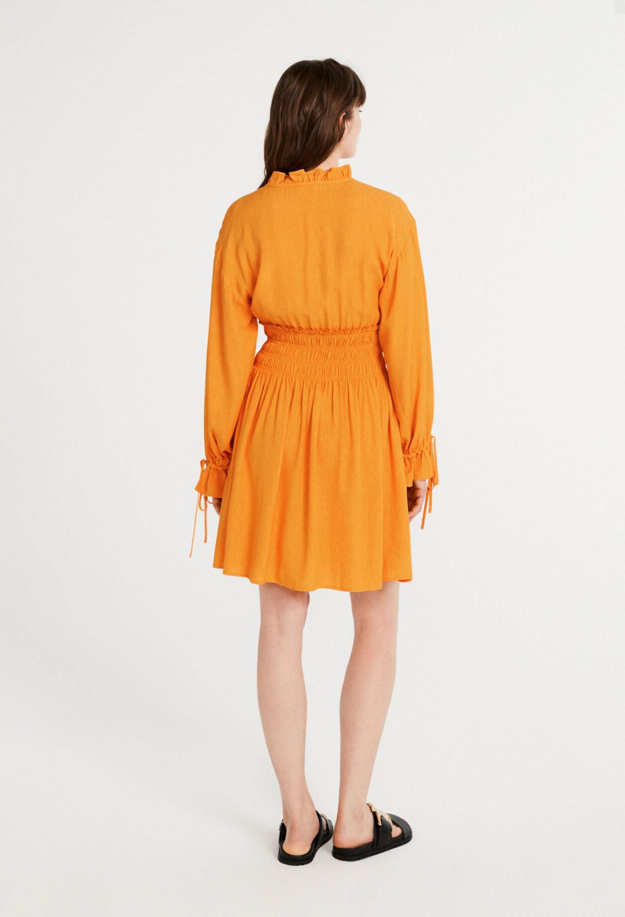 Gelbes Kleid