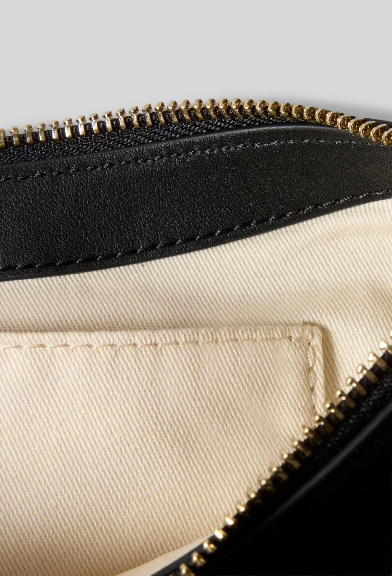 Weiche Glattledertasche