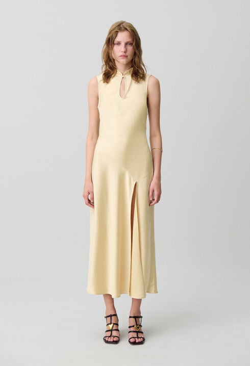 Fließendes Maxikleid