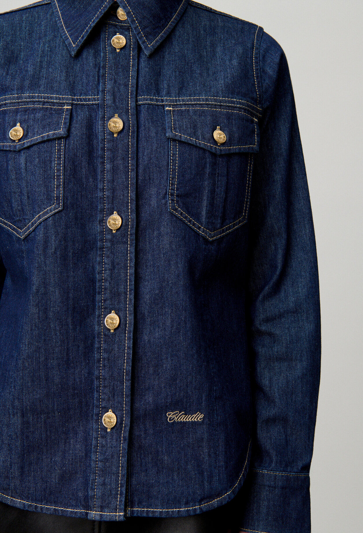 Weiches Jeanshemd