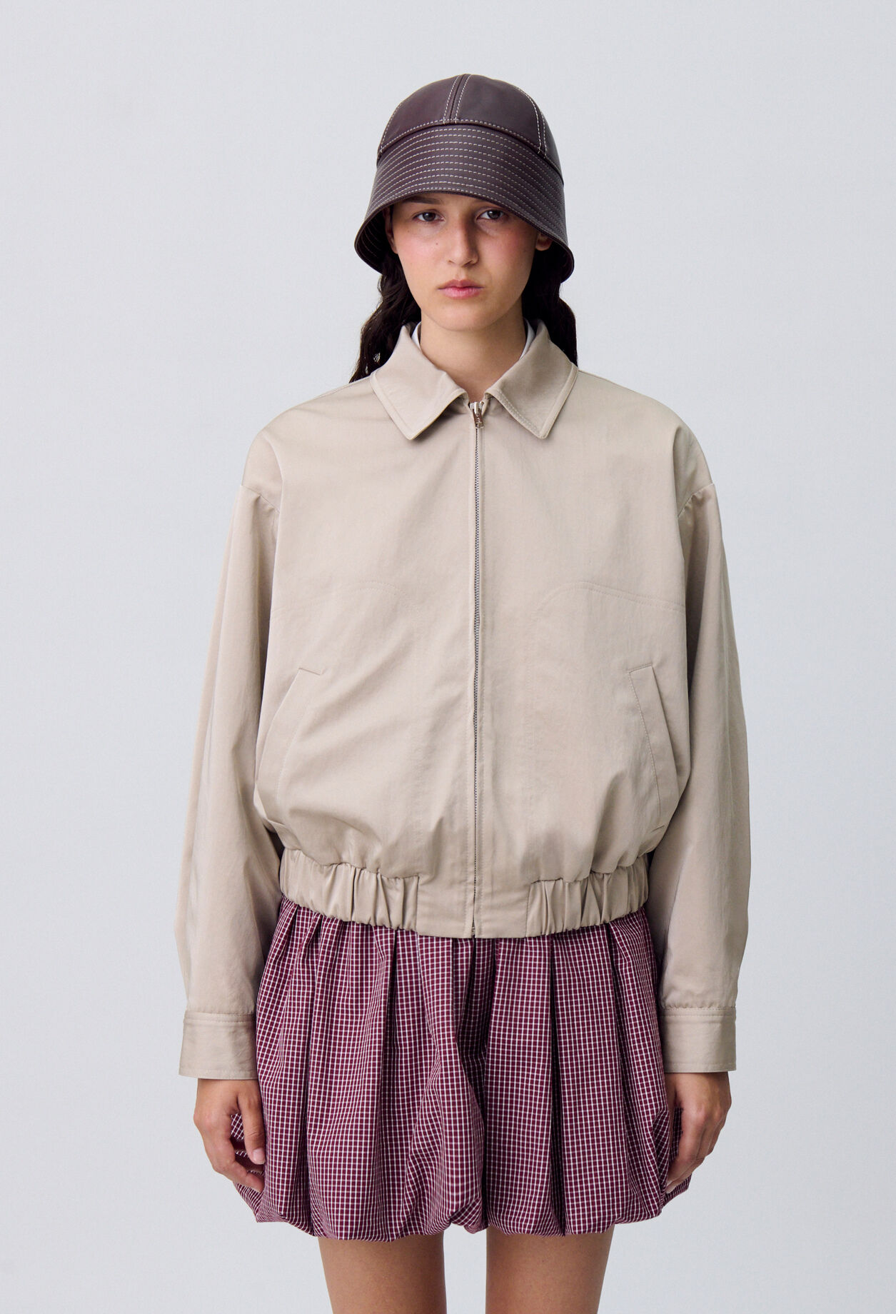Übergroße Reißverschlussjacke
