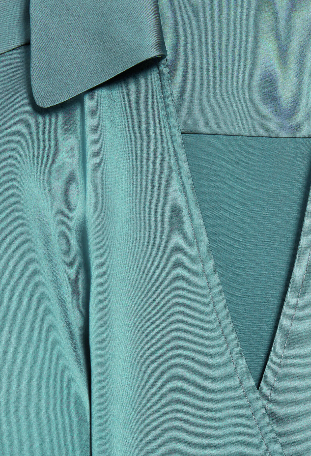 Kurzes Wickelkleid grün